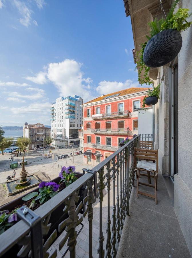 Refugio De Paz Y Encanto En El Corazon De Vigo Con Vistas Al Mar Exterior foto