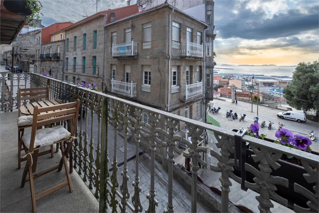 Refugio De Paz Y Encanto En El Corazon De Vigo Con Vistas Al Mar Exterior foto
